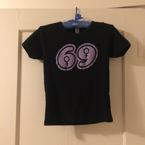American Apparel Tops - American Apparel Classic Girl - 69 T-shirt